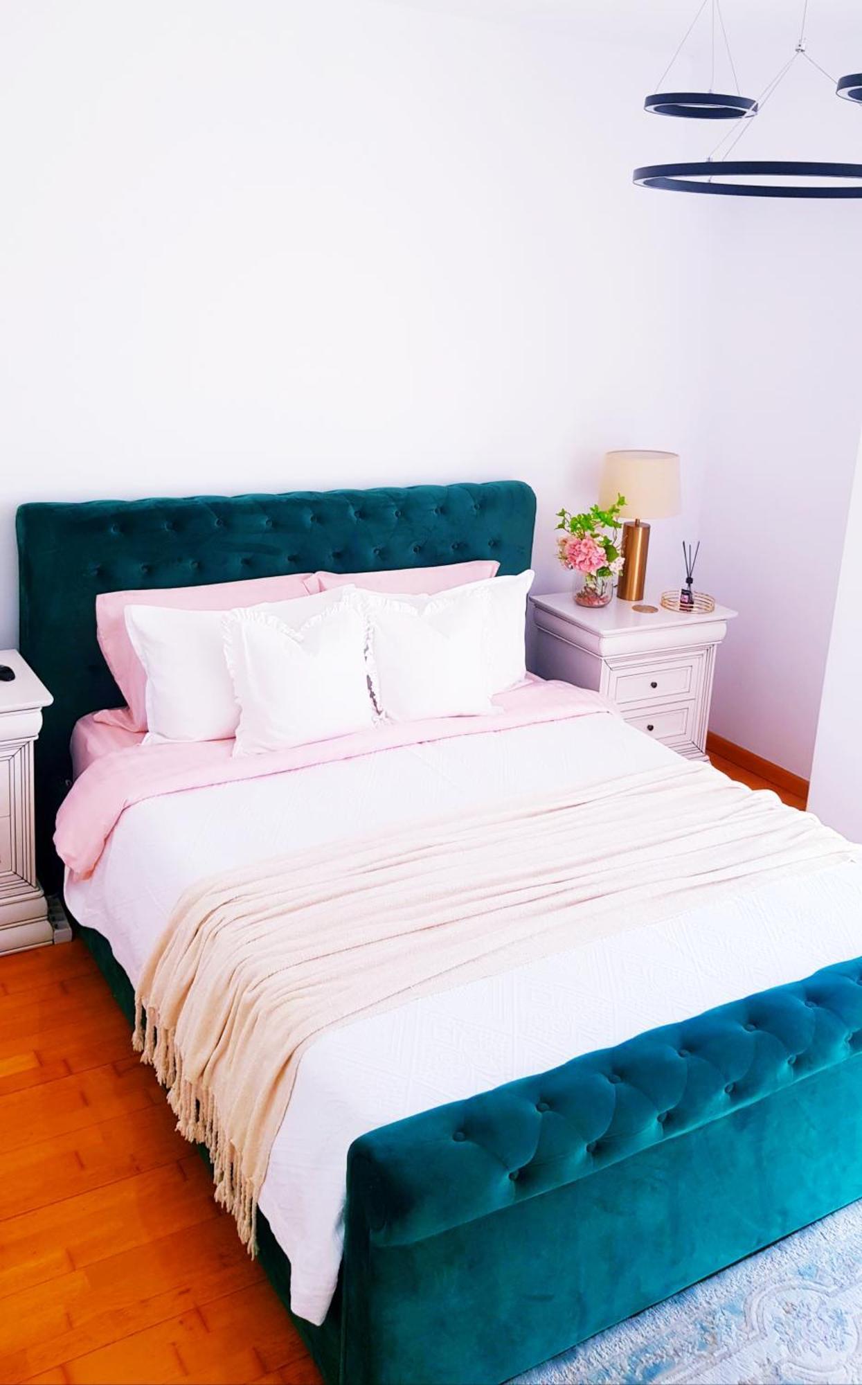Penthouse Aeroport Iasi Apartment Luaran gambar